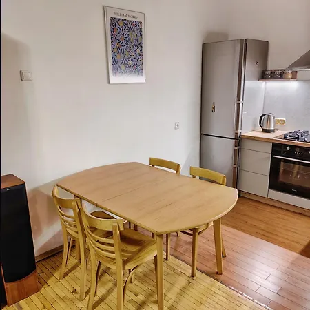 Spacious Apartment Near Old Town Vilnius Exterior photo