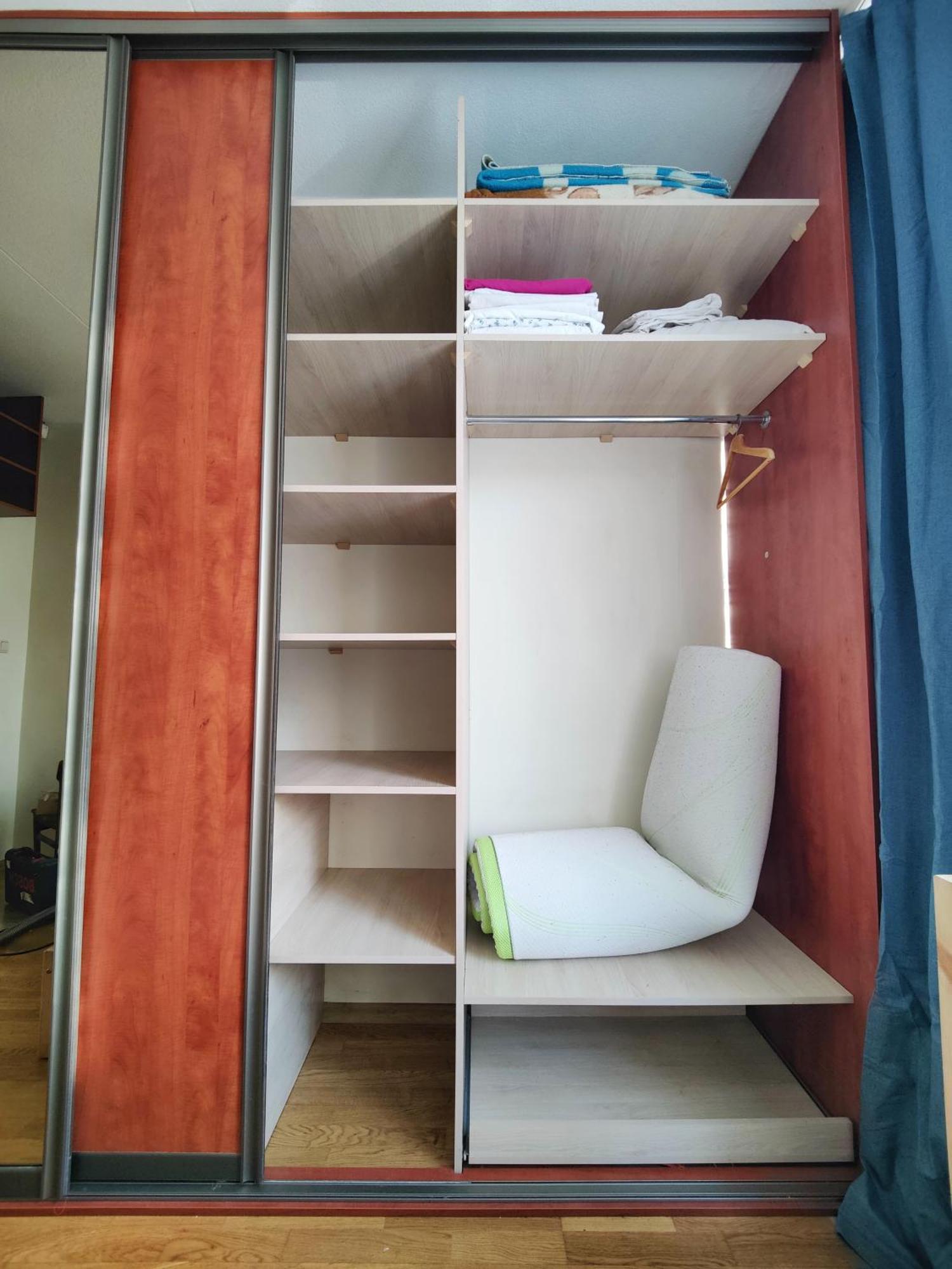 Spacious Near Old Town Apartment *